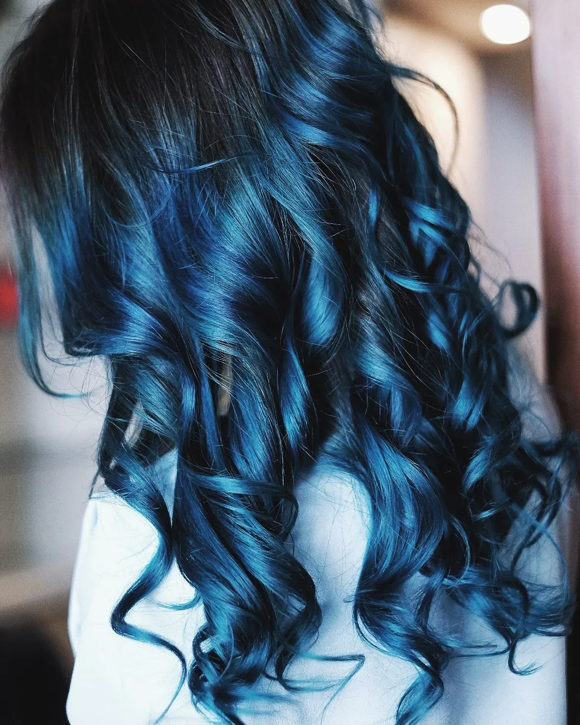Warna balayage hand-painted oleh Alora