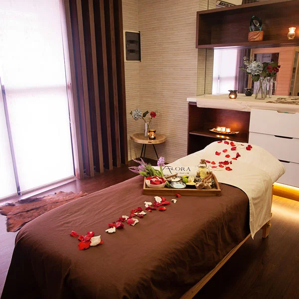 Ruangan Spa dan Waxing di Alora - Hair, Beauty & Spa di Jakarta
