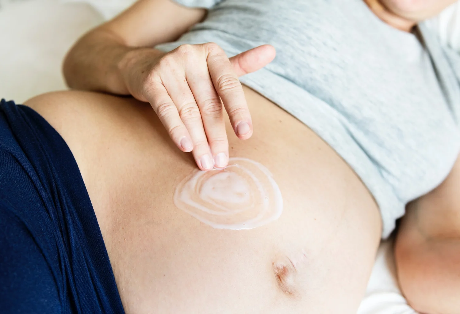 Massage dan Kehamilan: Prenatal Massage