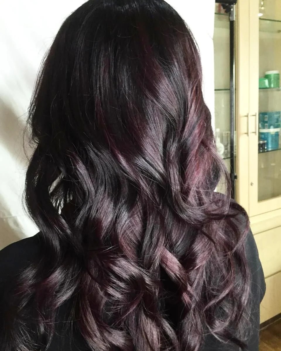Panduan Dasar untuk Perming Rambut dan Bagaimana Cara Mengatakannya Saat Membuat Janji di Salon