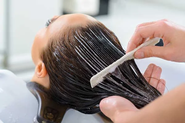 4 Hal yang Perlu Diperhatikan Sebelum Memutuskan Hendak Menggunakan Hair Mask di Rumah