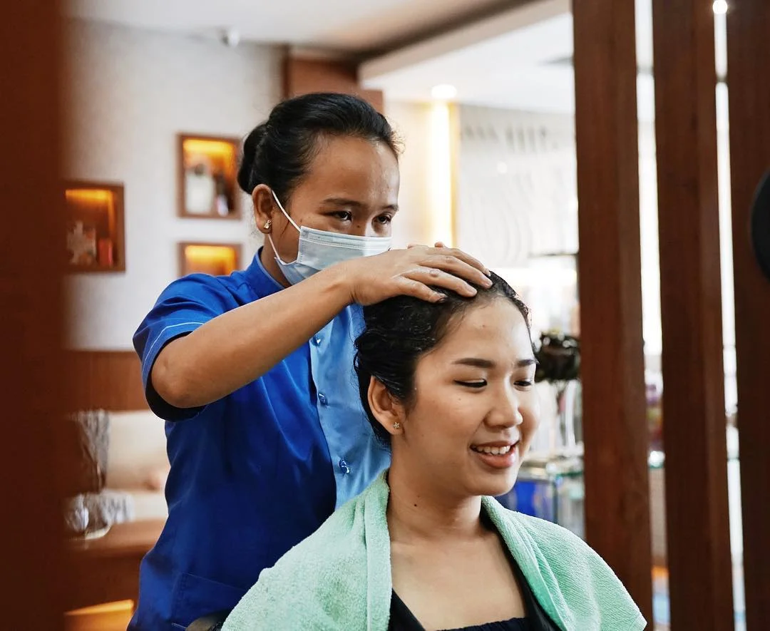 4 Manfaat Hair Mask Madu Untuk Rambut Lebih Berkilau dan Halus